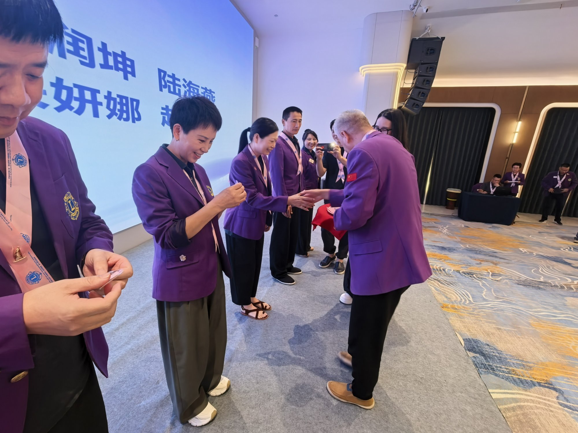 照片