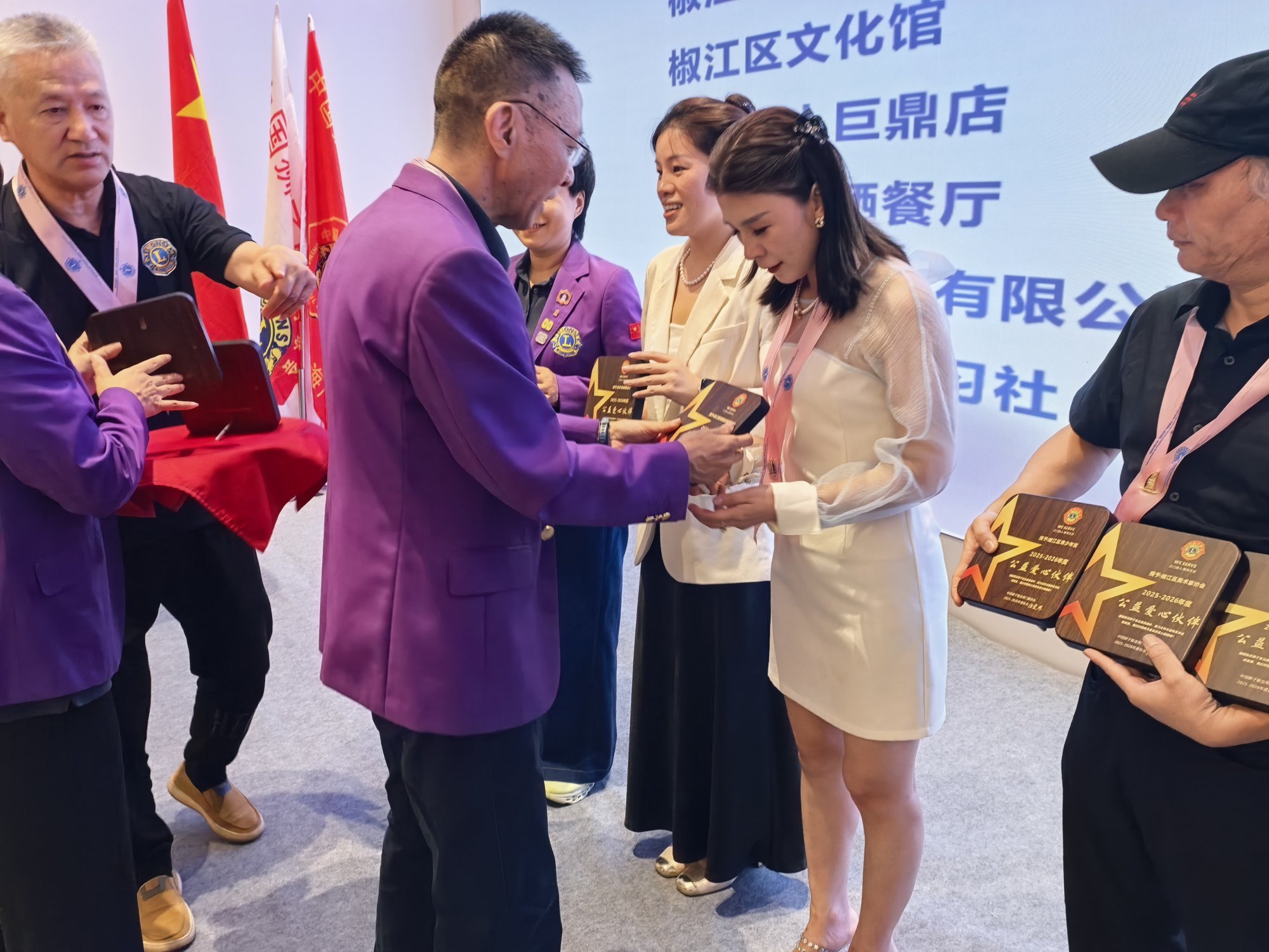 照片