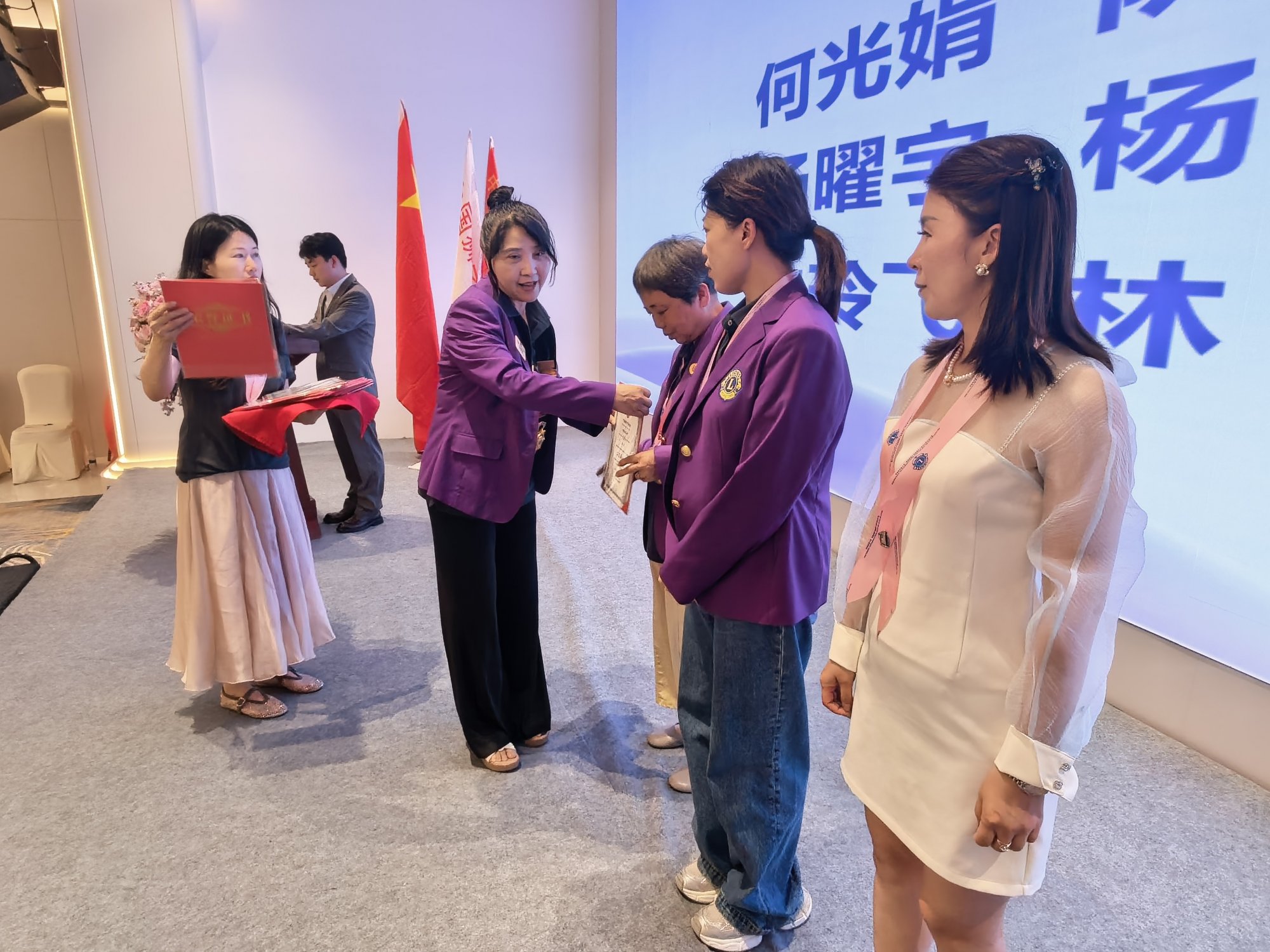 照片