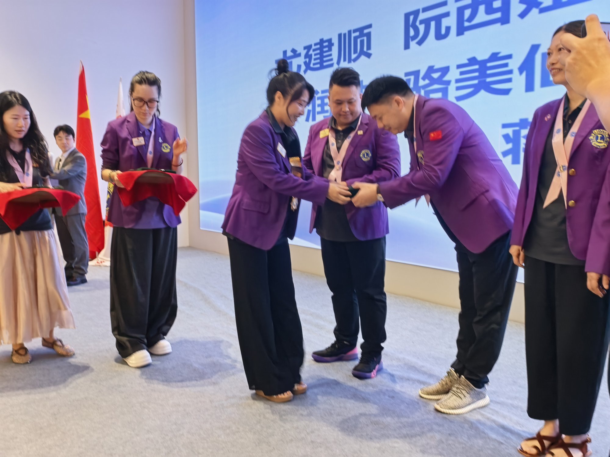 照片