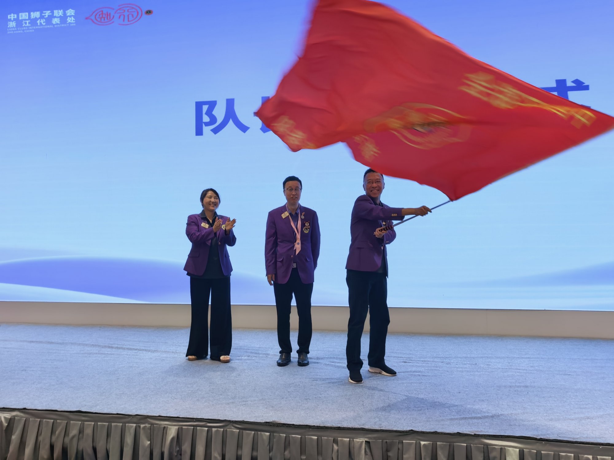 照片