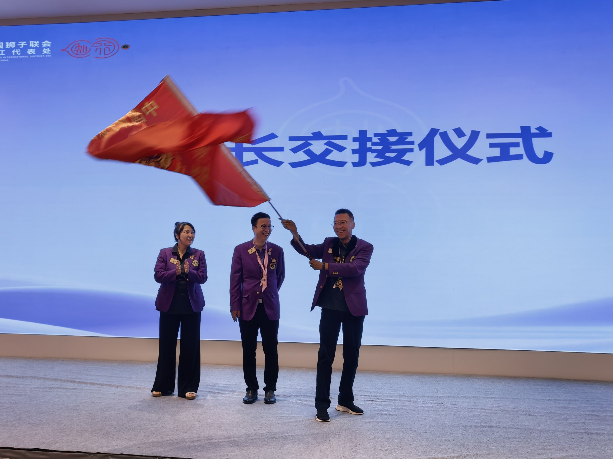 照片