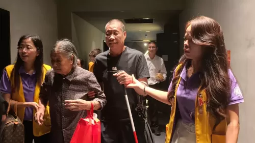照片