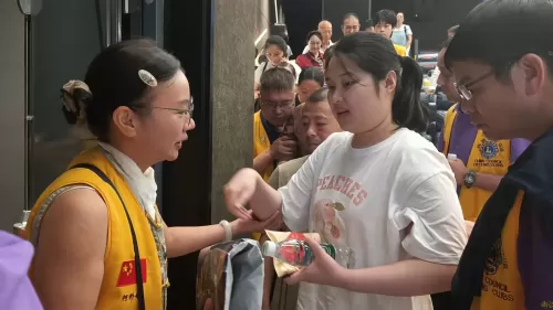 照片