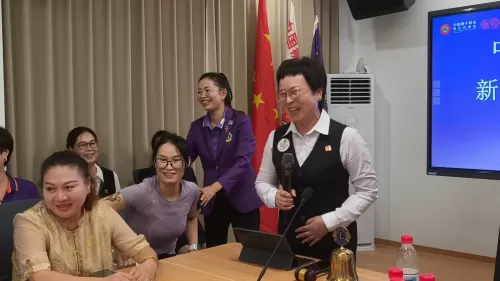 照片