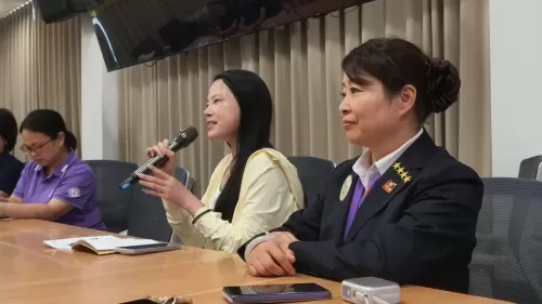 照片