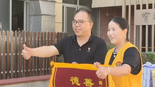 照片