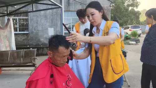 照片