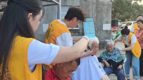 照片
