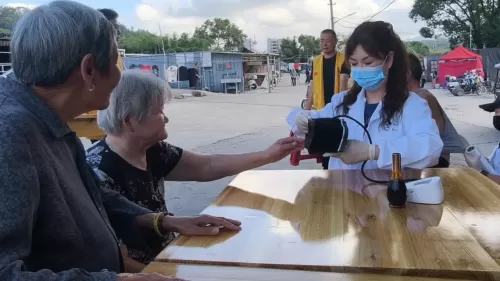 照片
