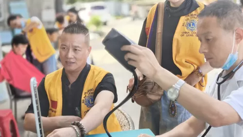 照片