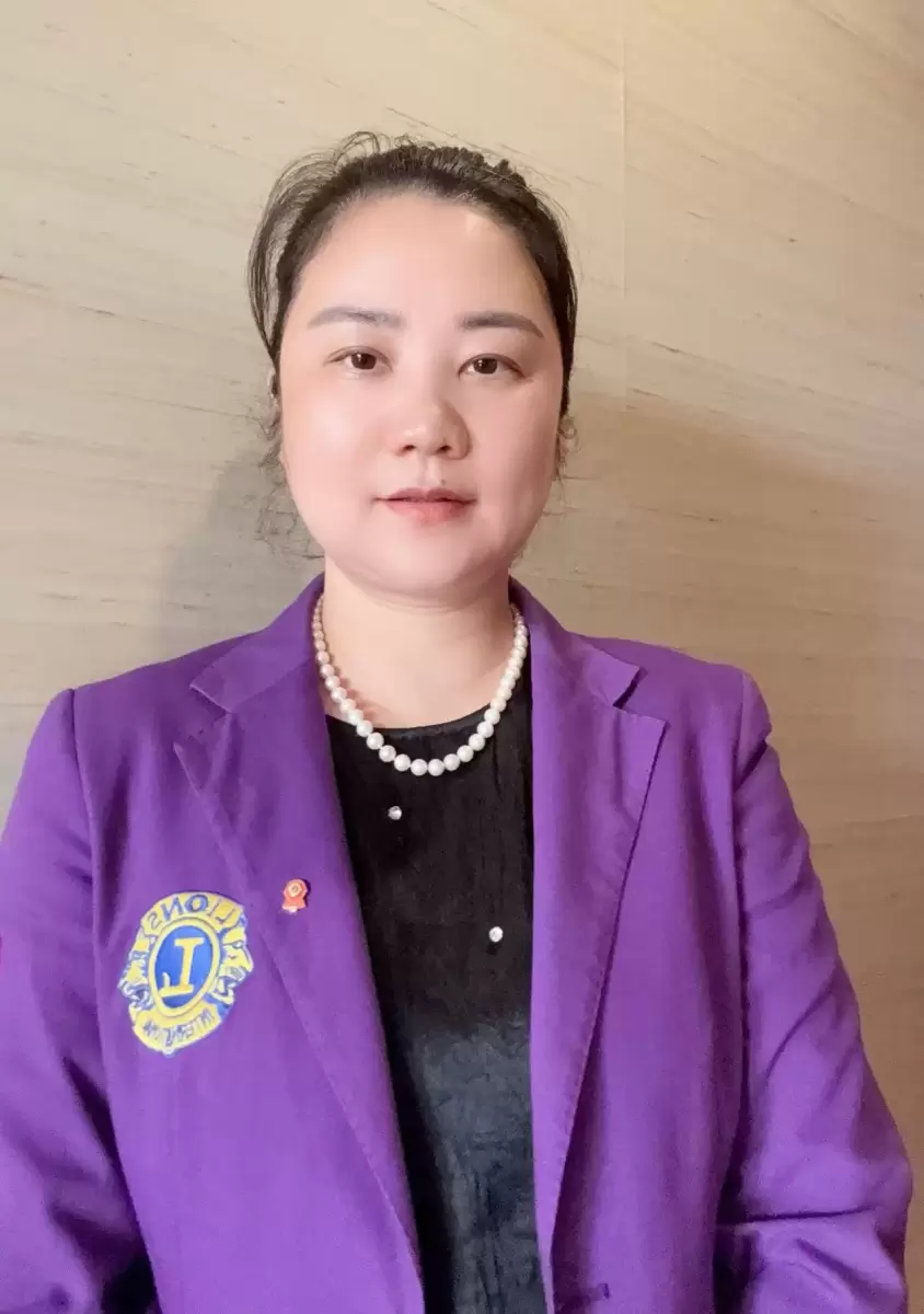 彭伟莉